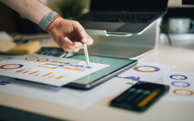 社会人経験ゼロの25歳が、たった1日4時間で「月商2,000万」を達成した実話です。