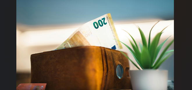 年収2,000万円は、もう「250分の1人」ではない　額面が増えても、暮らしが苦しくなる理由